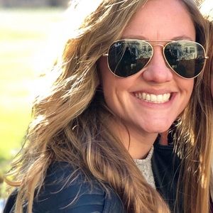 Meet your Posher, Christina